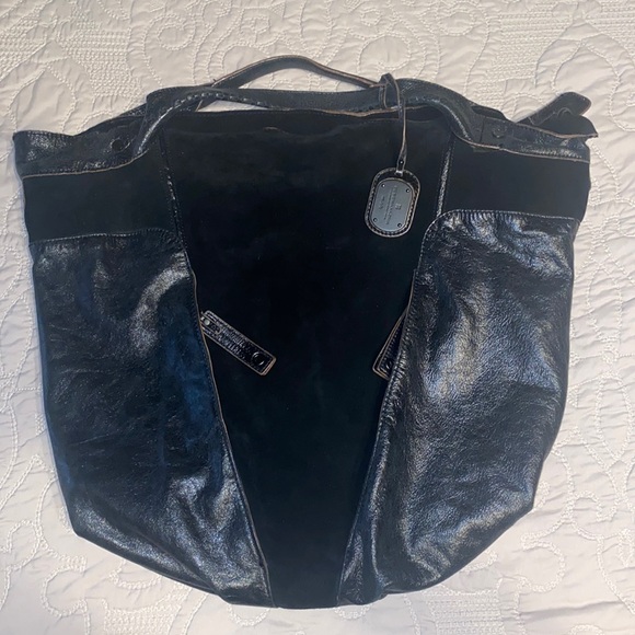 BCBG MaxAzria Shoulder Bag Black Suede/Leather - Picture 1 of 10